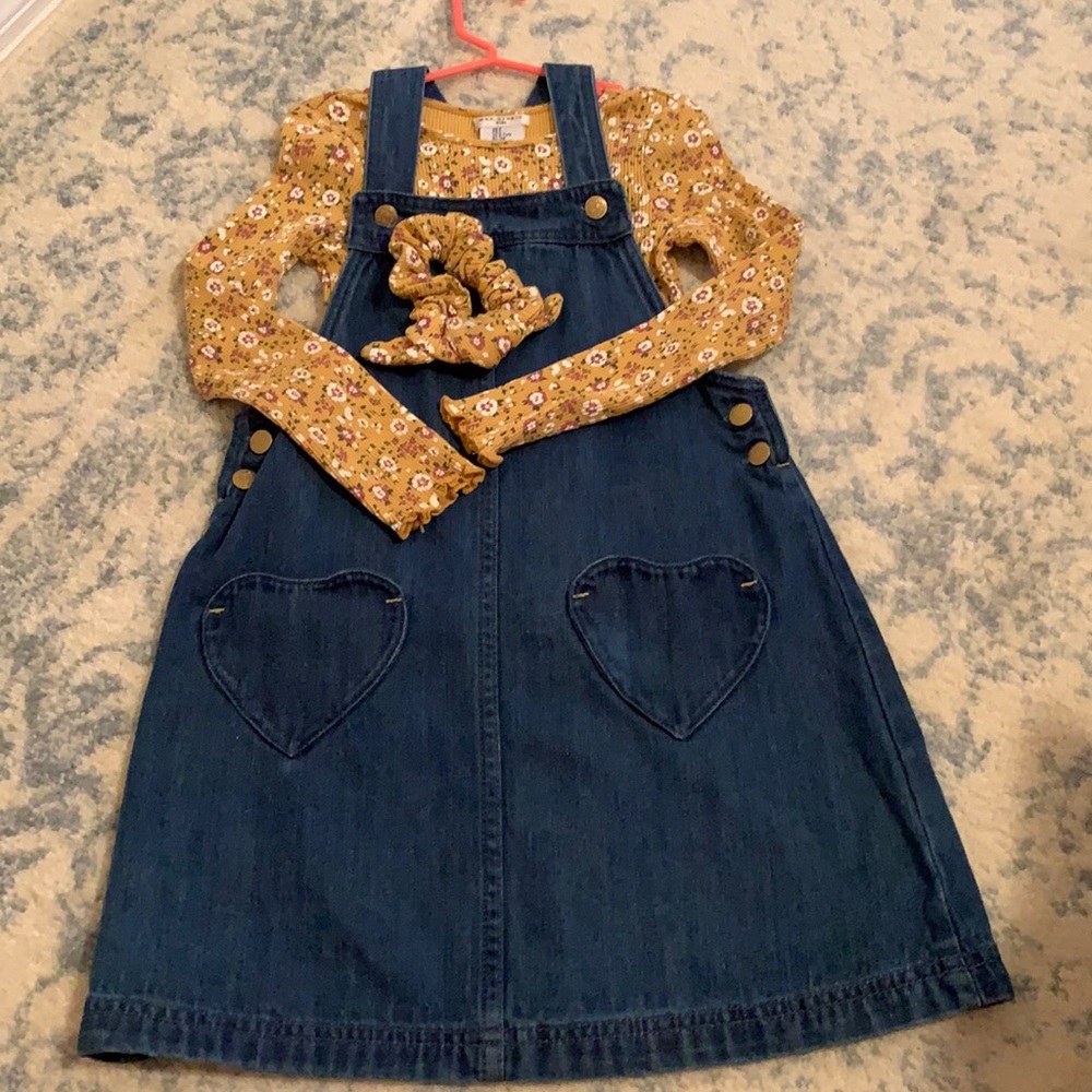 Max studio Girl set size 7 with jeans jacket size 8. Combo ready to wear